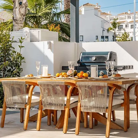 Campanario Front Golf Pool Jacuzzi Villa Estepona