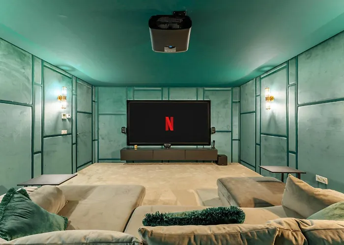 Campanario Front Golf Pool Jacuzzi Villa Estepona