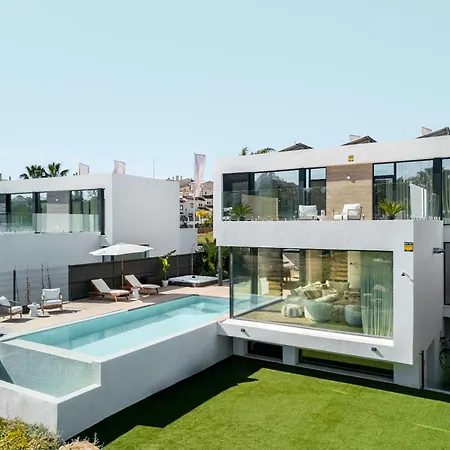 Campanario Front Golf Pool Jacuzzi * Estepona