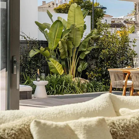 Villa Campanario Front Golf Pool Jacuzzi Estepona